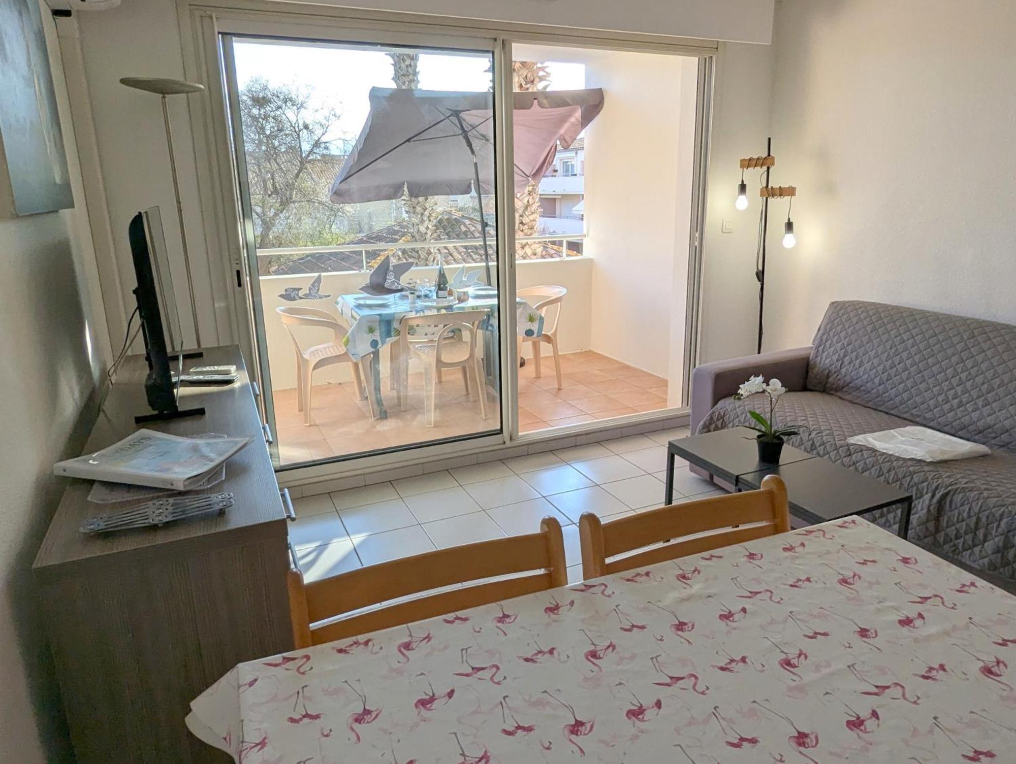 Sol-Y-Days Mayflower, Appartements Climatises Residence Avec Piscine Proche Centre لو غراو دو روا المظهر الخارجي الصورة